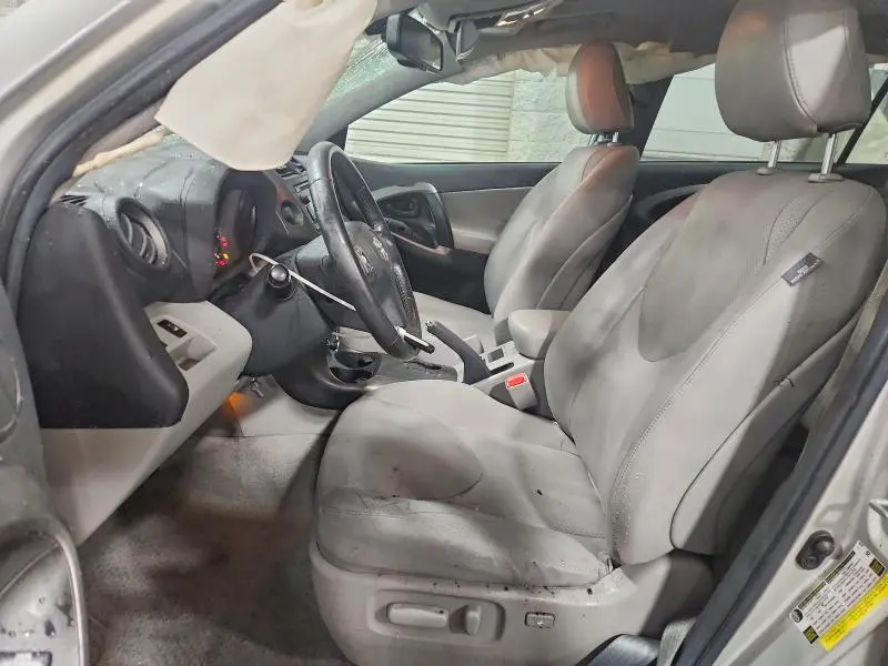 2012 TOYOTA RAV4 LIMITED  
