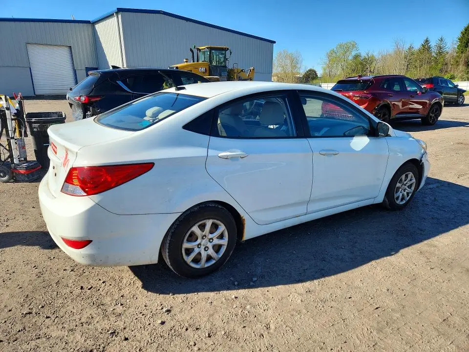 2013 HYUNDAI ACCENT GLS  