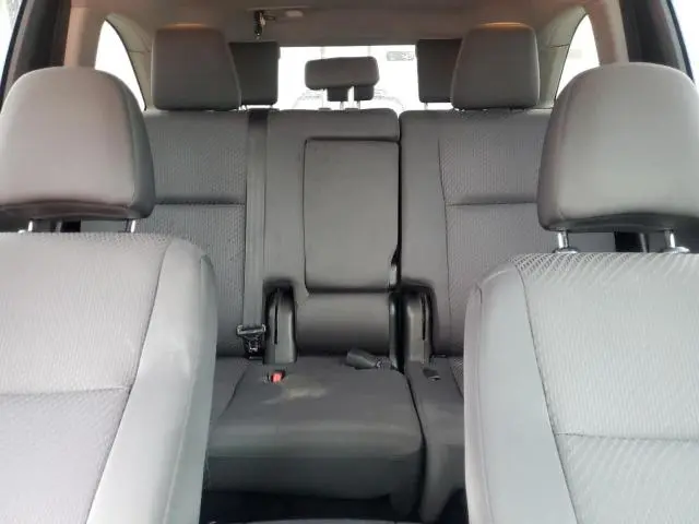2018 TOYOTA HIGHLANDER LE  
