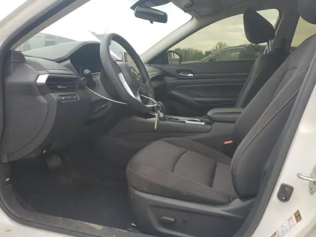 2024 NISSAN ALTIMA SV  