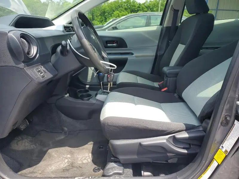 2012 TOYOTA PRIUS C TWO  
