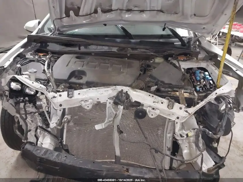 2017 TOYOTA COROLLA SE