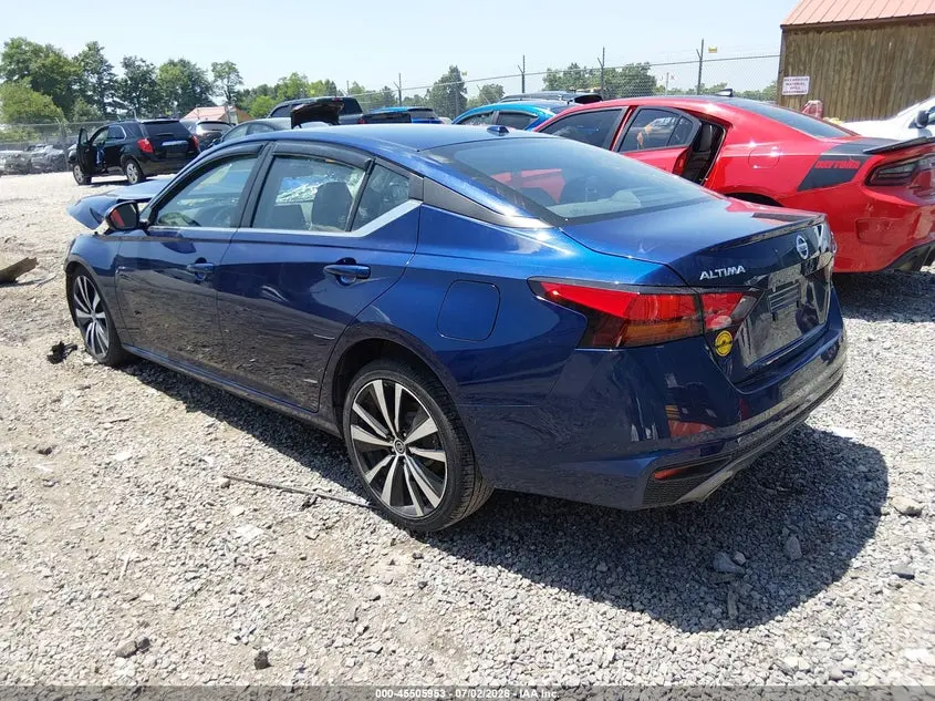 2022 NISSAN ALTIMA SR FWD