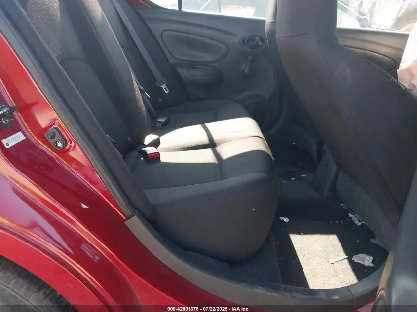 2015 NISSAN VERSA 1.6 S+
