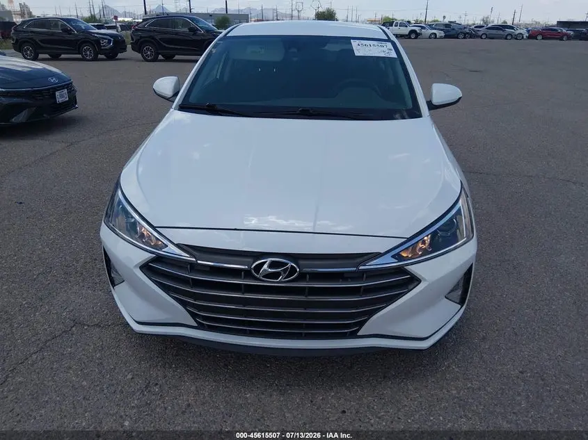 2020 HYUNDAI ELANTRA SE