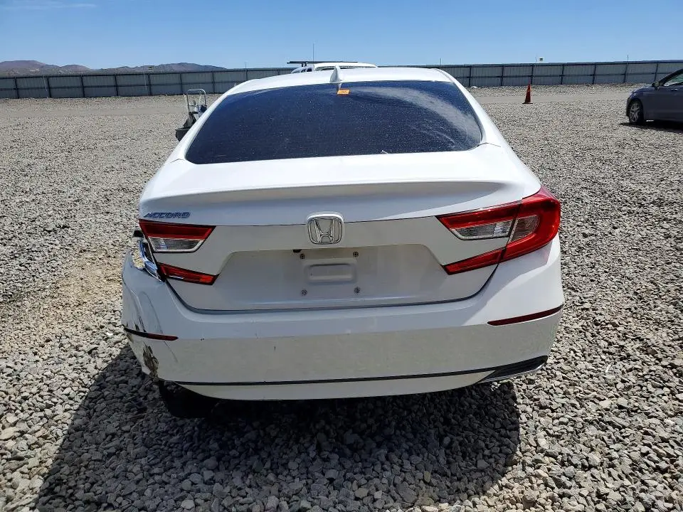 2019 HONDA ACCORD LX  