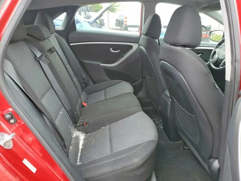 2015 HYUNDAI ELANTRA GT BASE  