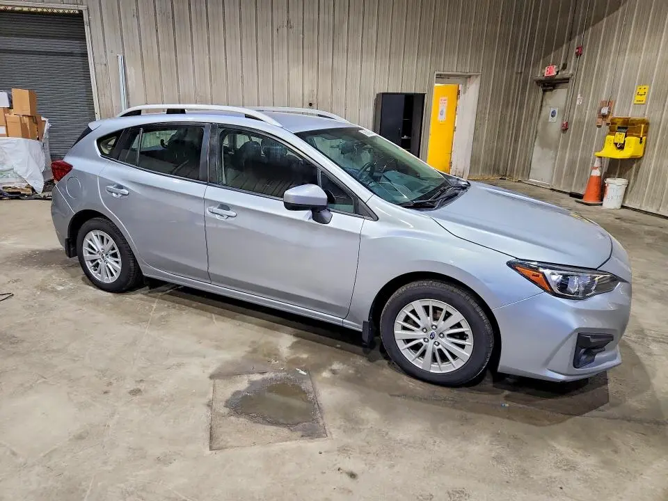 2017 SUBARU IMPREZA PREMIUM  
