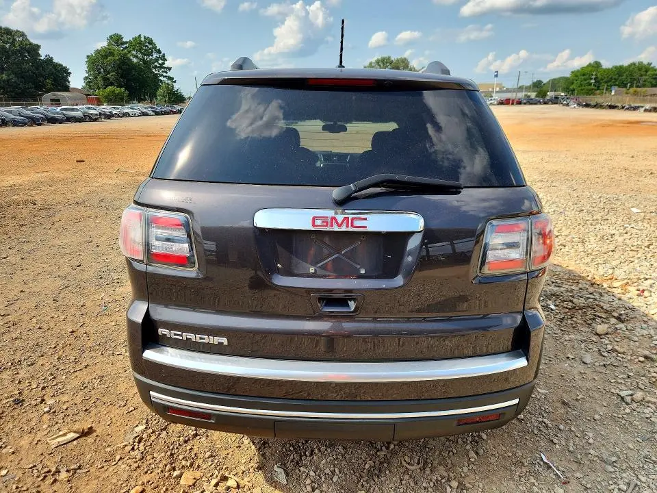 2014 GMC ACADIA SLE  