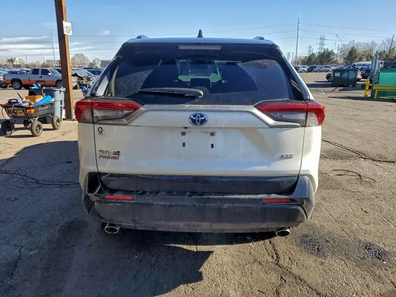 2022 TOYOTA RAV4 PRIME XSE  