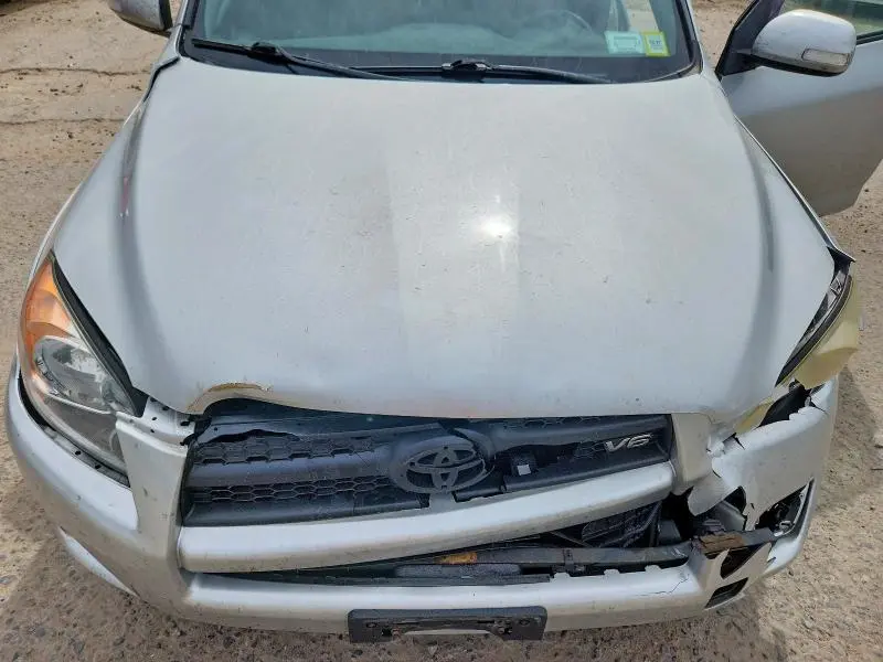 2011 TOYOTA RAV4 SPORT  
