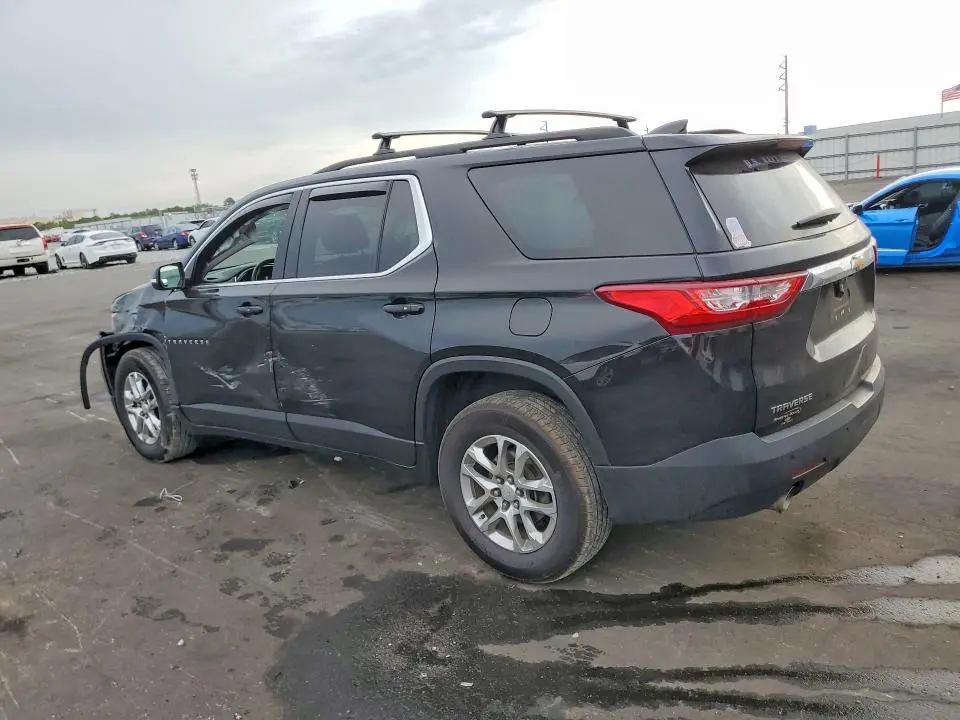 2021 CHEVROLET TRAVERSE LT  