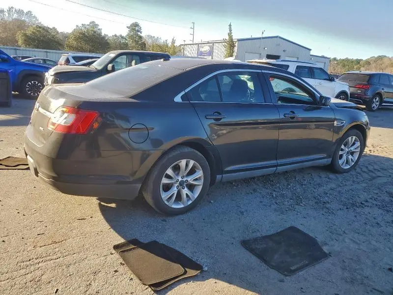 2011 FORD TAURUS SEL  