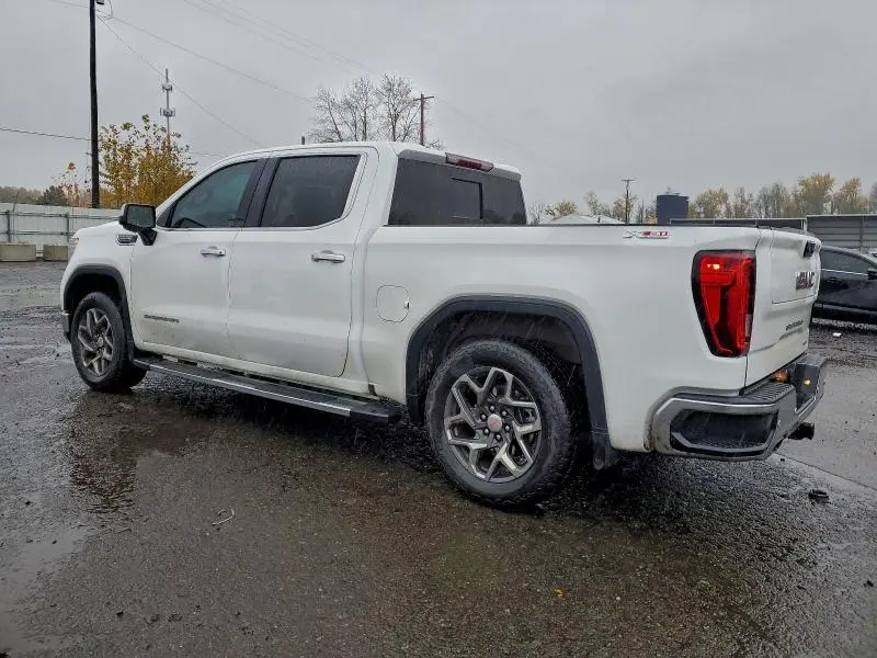 2024 GMC SIERRA K1500 SLT  