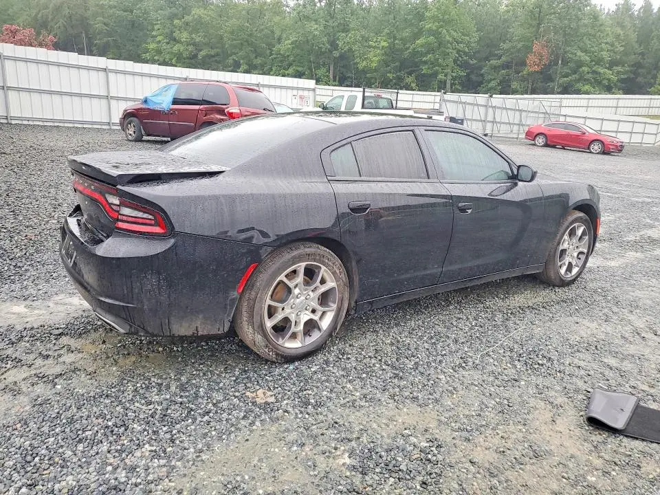 2017 DODGE CHARGER SE  
