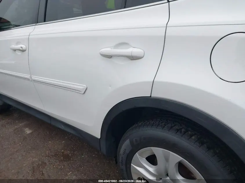 2014 TOYOTA RAV4 LE