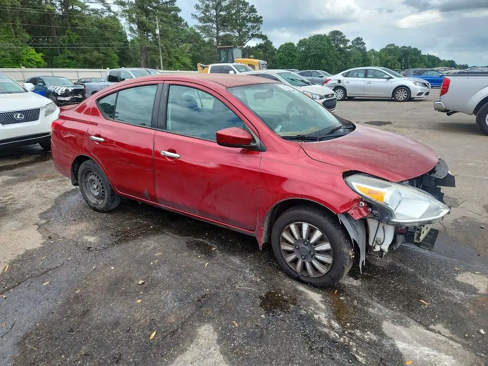 2015 NISSAN VERSA 1.6 SV  
