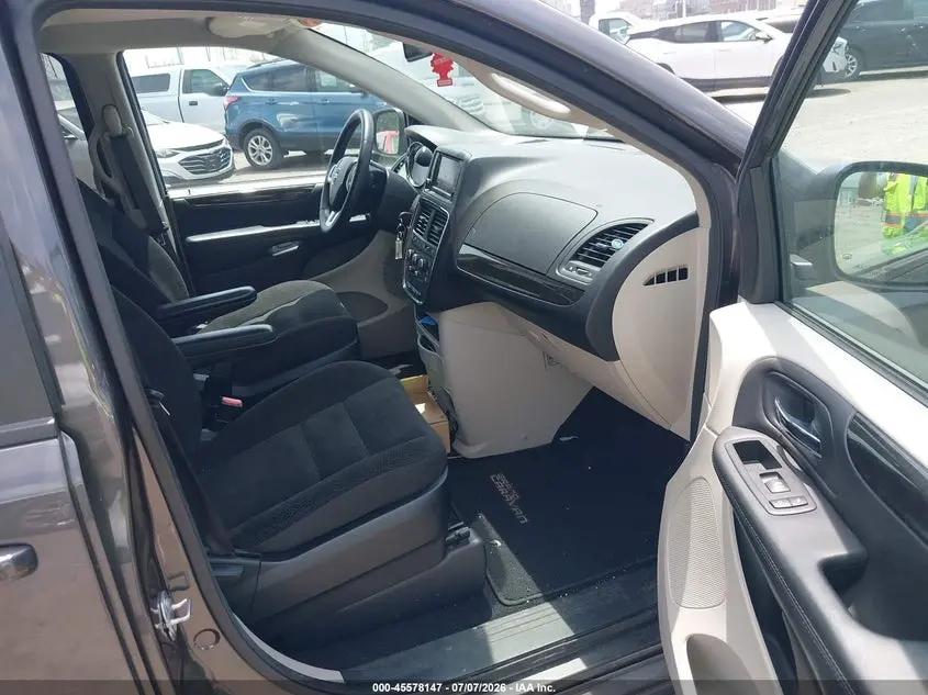 2017 DODGE GRAND CARAVAN SE
