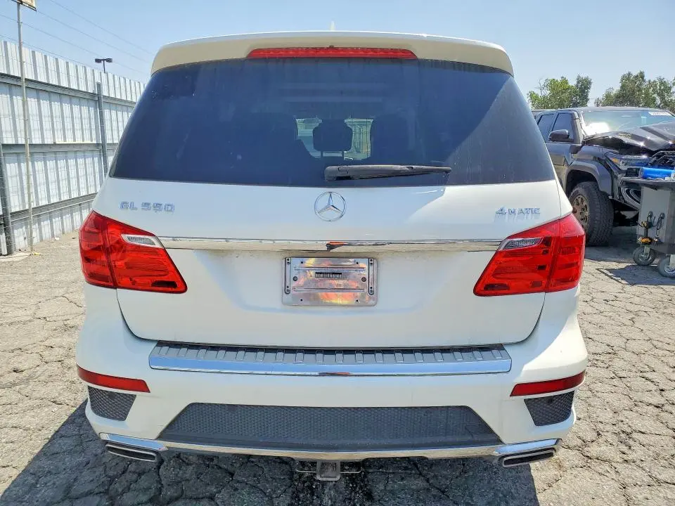 2015 MERCEDES-BENZ GL 550 4MATIC  