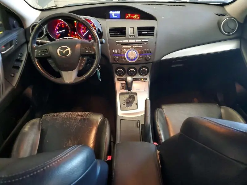 2011 MAZDA 3 S  