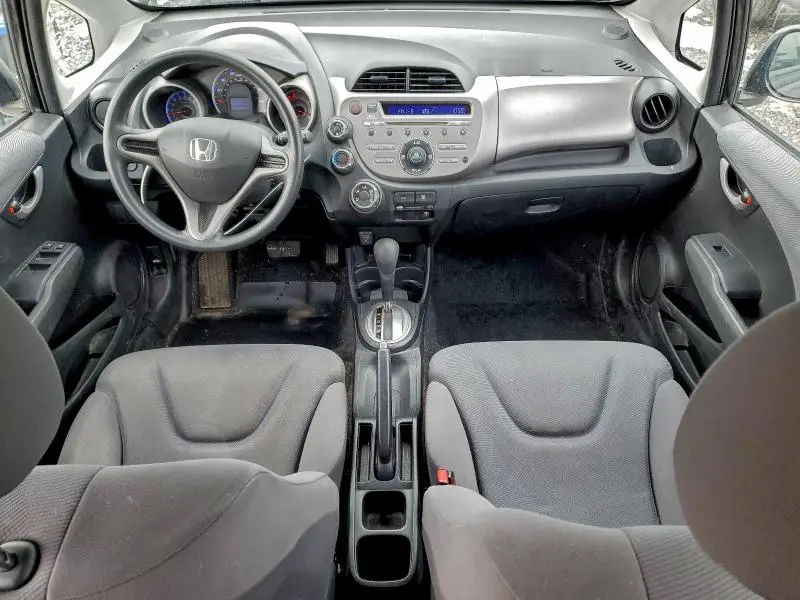 2010 HONDA FIT   