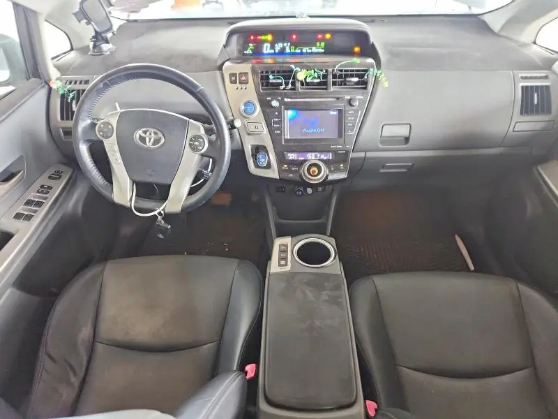 2013 TOYOTA PRIUS V FIVE  