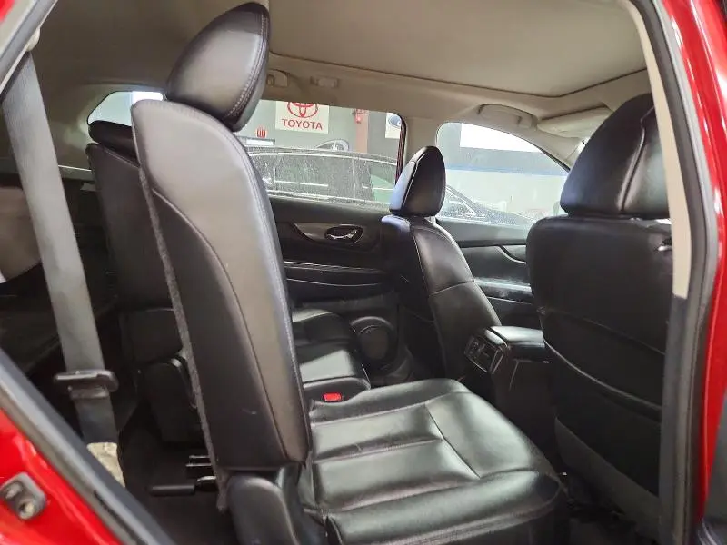 2016 NISSAN ROGUE S  