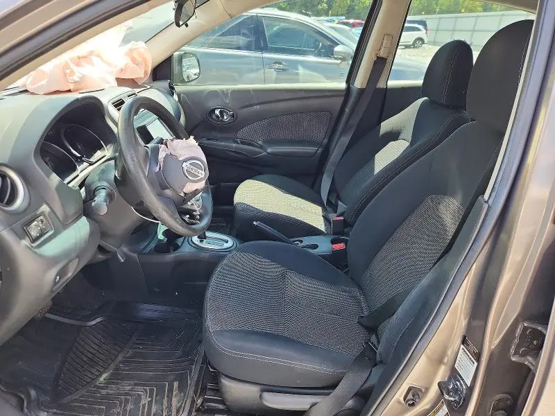 2014 NISSAN VERSA 1.6 SV  