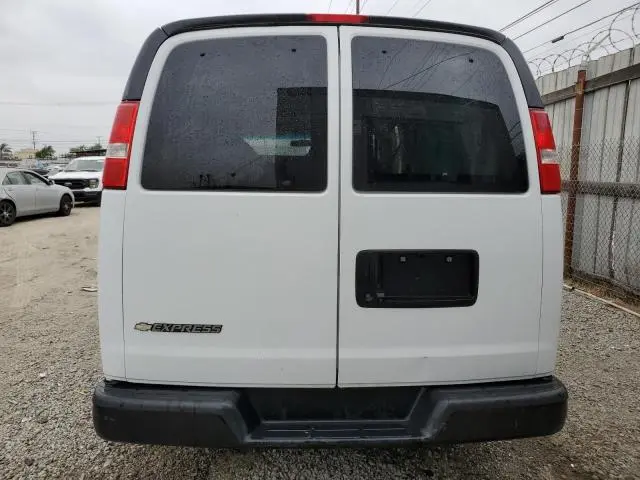 2019 CHEVROLET EXPRESS G2500 LS