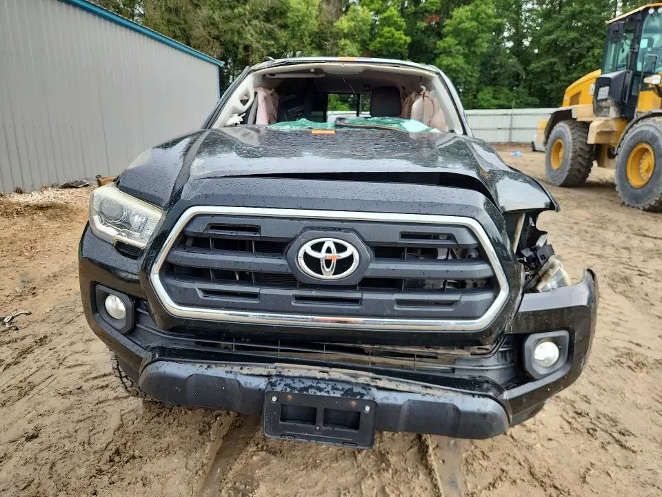 2016 TOYOTA TACOMA SR5 V6  