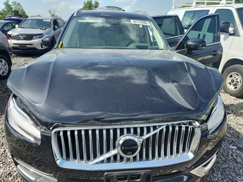 2023 VOLVO XC90 PLUS  