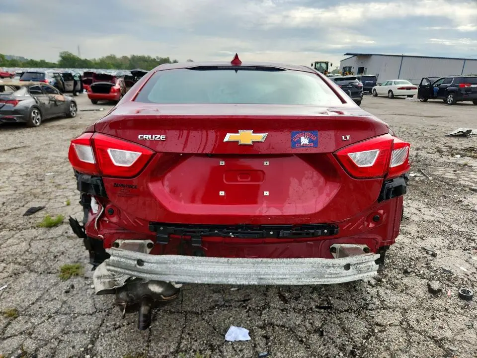 2018 CHEVROLET CRUZE LT  