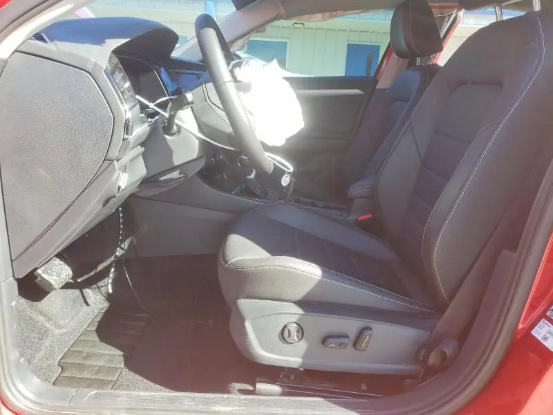 2024 VOLKSWAGEN JETTA SE  