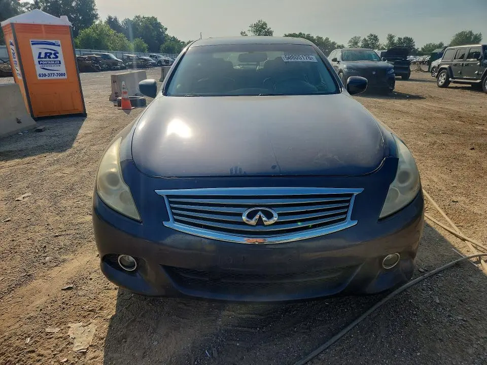 2010 INFINITI G37   