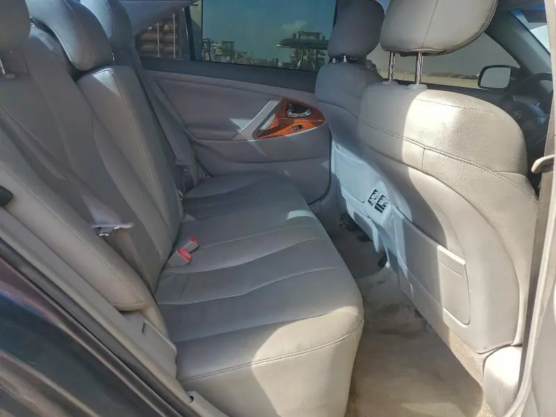 2010 TOYOTA CAMRY BASE  