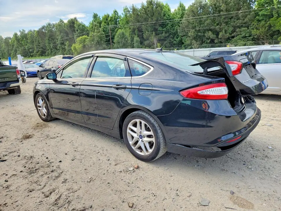 2015 FORD FUSION SE  