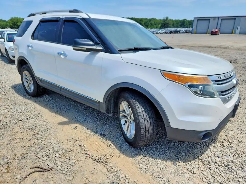 2011 FORD EXPLORER XLT  