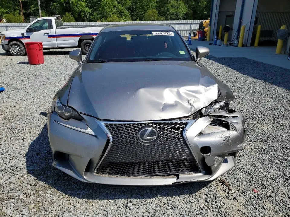 2016 LEXUS IS 200T  