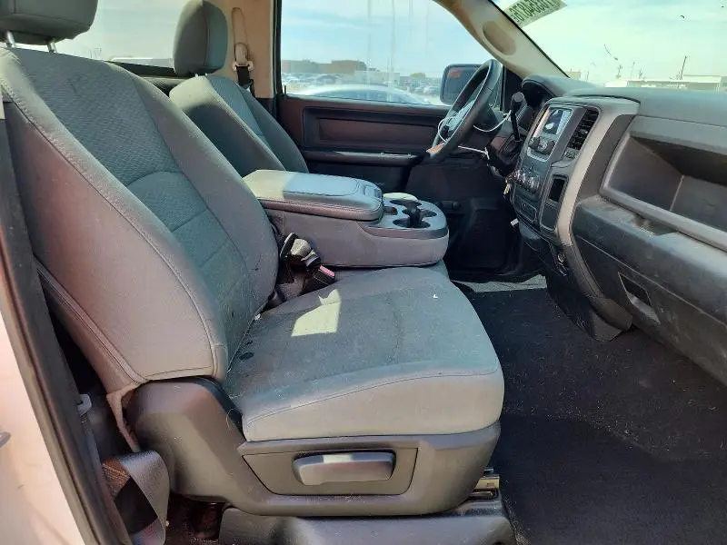 2014 RAM 1500 ST  