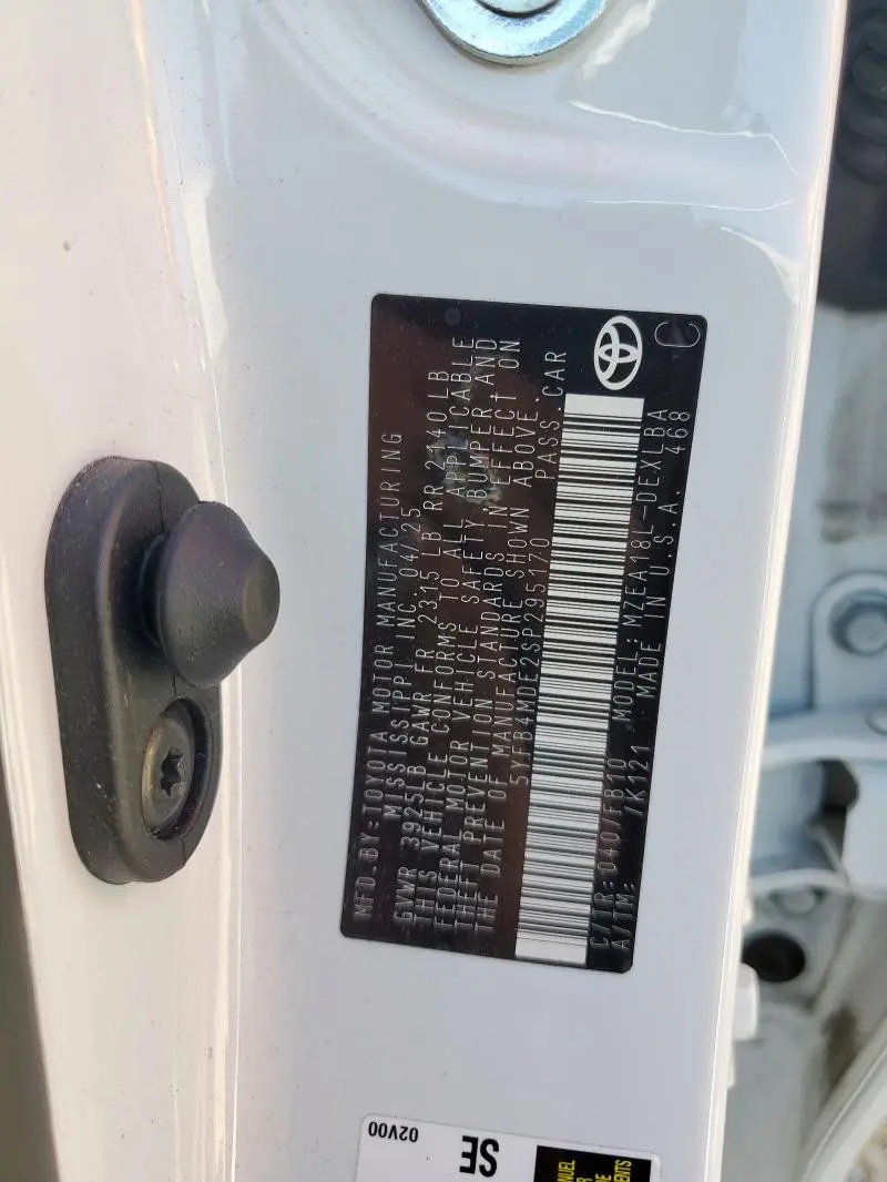 2017 TOYOTA COROLLA LE  