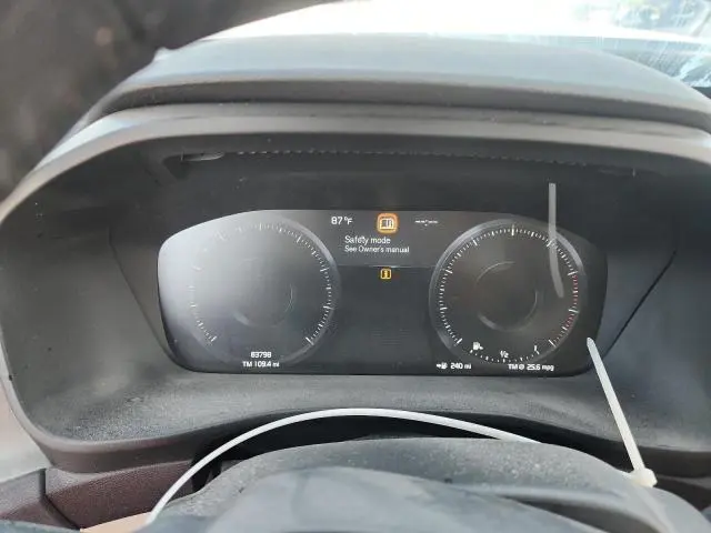 2021 VOLVO XC40 T5 INSCRIPTION  