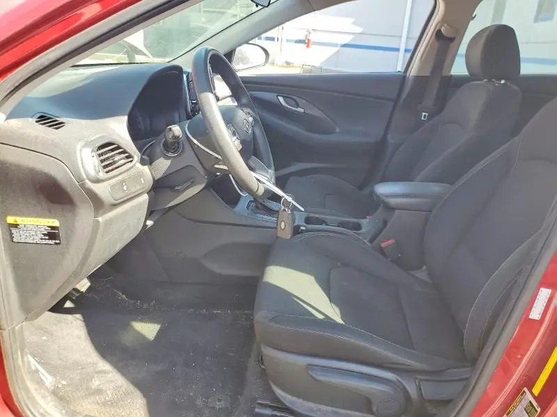 2018 HYUNDAI ELANTRA GT BASE  