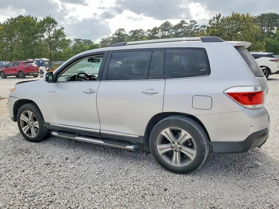 2011 TOYOTA HIGHLANDER LIMITED  