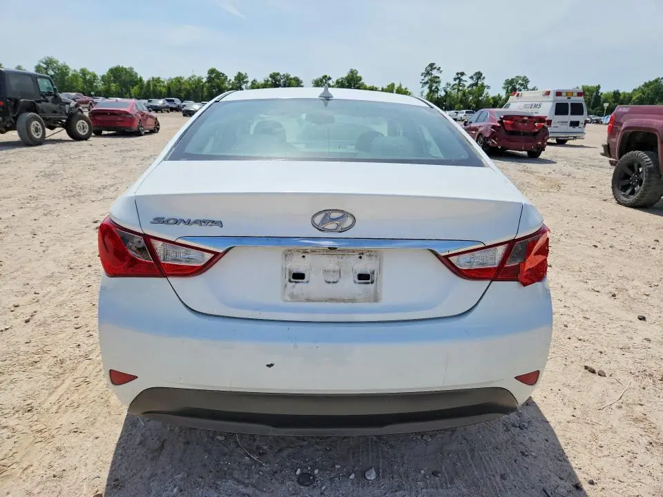 2014 HYUNDAI SONATA GLS  
