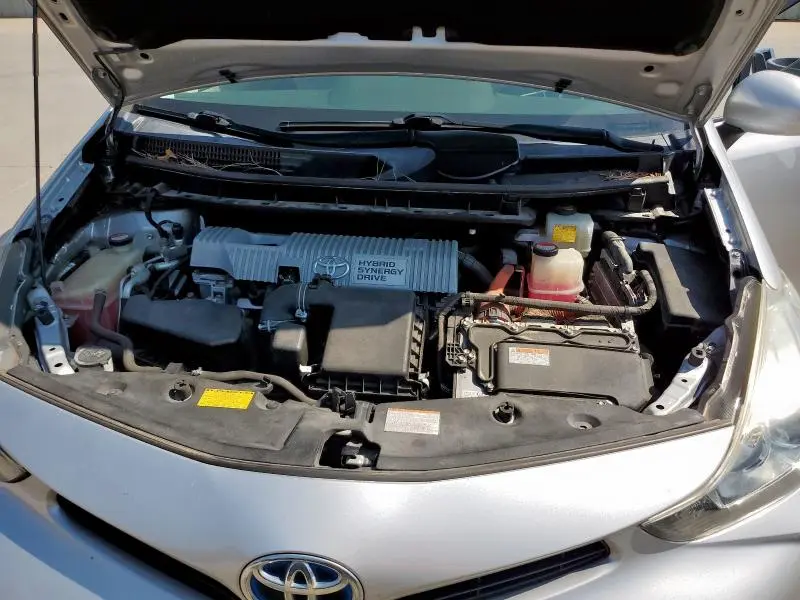 2015 TOYOTA PRIUS V   