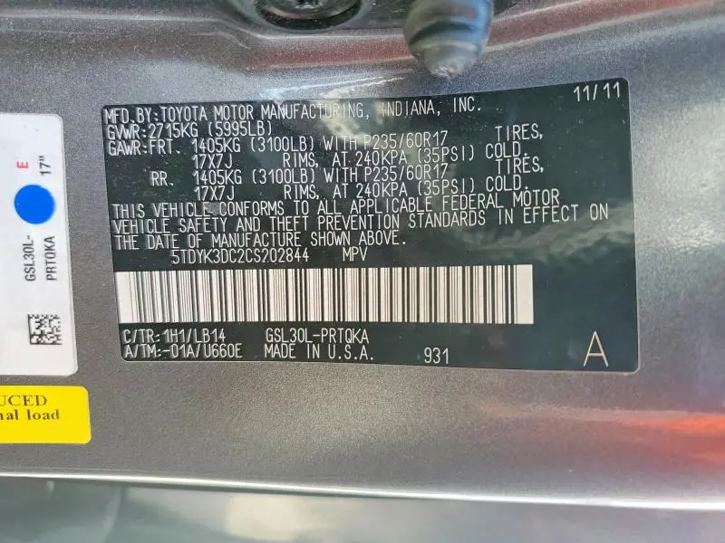 2012 TOYOTA SIENNA XLE 8-PASSENGER  