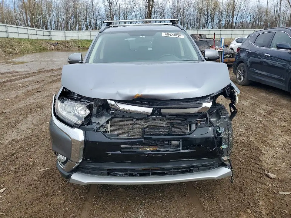 2016 MITSUBISHI OUTLANDER SE  