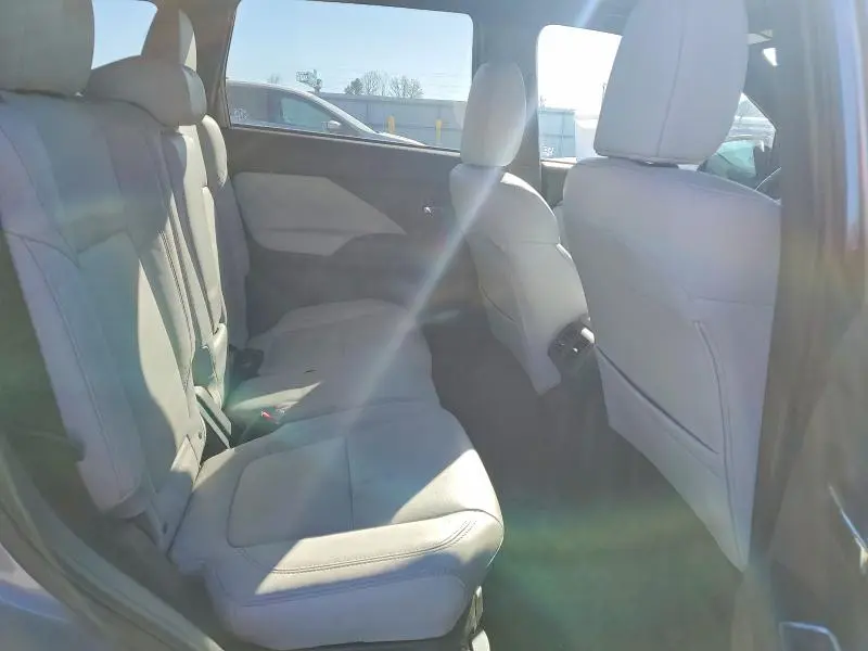 2022 MITSUBISHI OUTLANDER SEL  