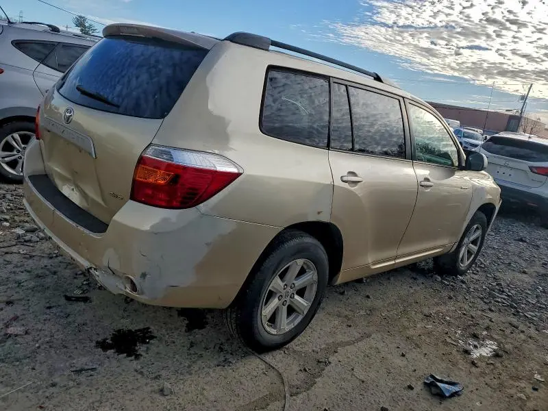 2010 TOYOTA HIGHLANDER   