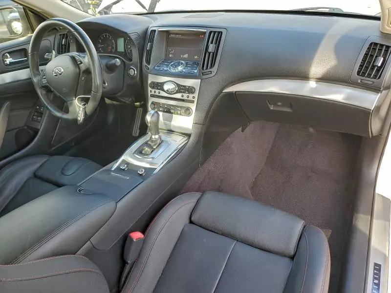 2015 INFINITI Q60 JOURNEY  